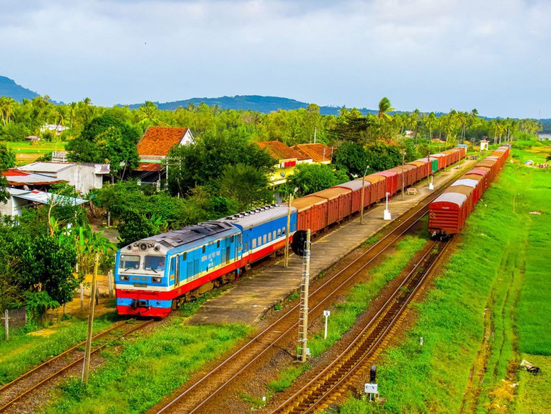 Quy định công tác kiểm tra, kiểm soát trong lĩnh vực giao thông đường sắt của CSGT